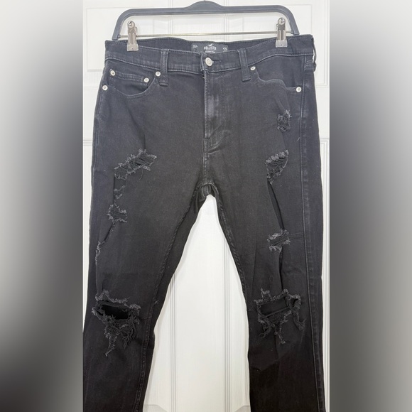 Hollister Men's Black Distressed Skinny Jeans W34 L32 - Picture 3 of 5